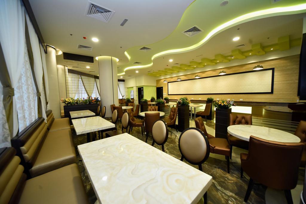 อาเลน โฮเทล อัจแมน Aparthotel อัจมาน ภายนอก รูปภาพ