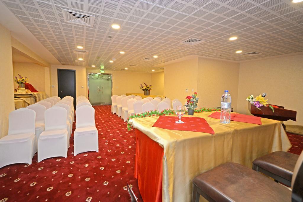 อาเลน โฮเทล อัจแมน Aparthotel อัจมาน ภายนอก รูปภาพ